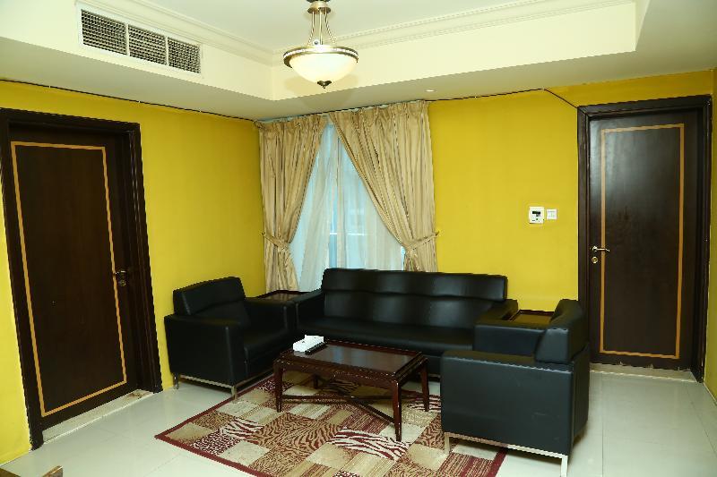 Golden Square Hotel Apartments Dubai Esterno foto