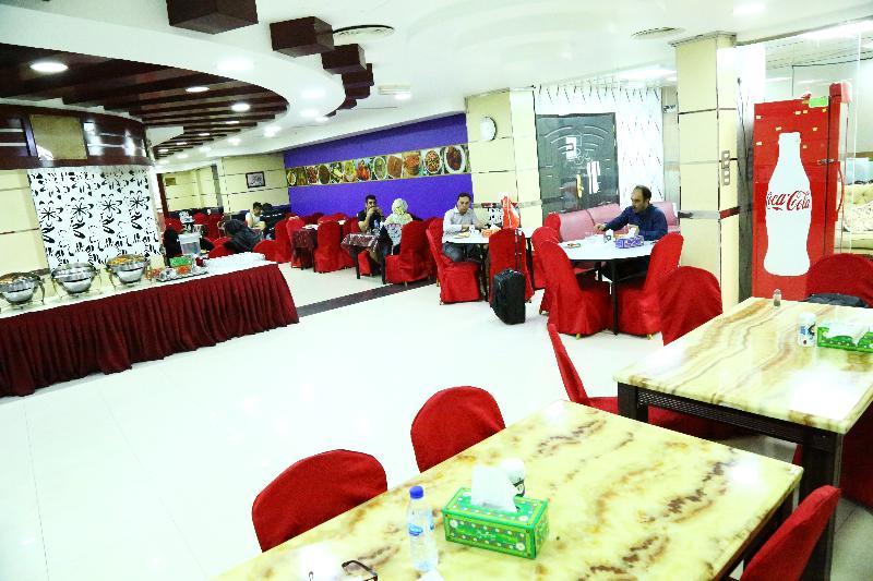 Golden Square Hotel Apartments Dubai Esterno foto