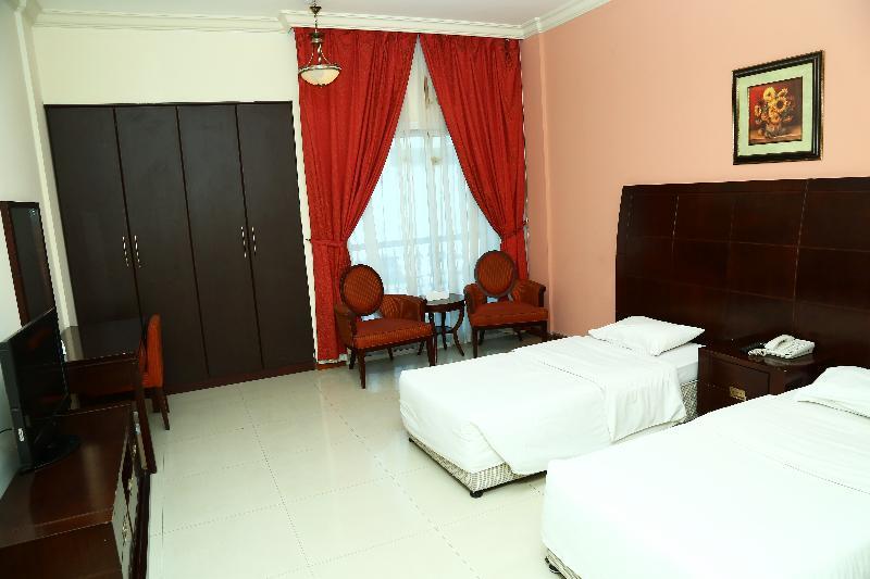 Golden Square Hotel Apartments Dubai Esterno foto