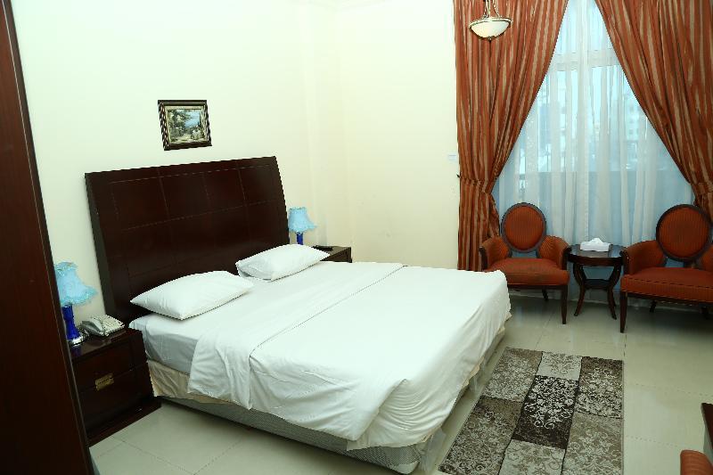 Golden Square Hotel Apartments Dubai Esterno foto